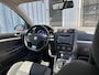 Volkswagen Golf 3.2 R32|Schuif-Kantel Dak|NL-Auto|Navi|Stoelverwarming|Climate Control