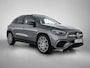 Mercedes-Benz GLA 250 e 140 Year Edition | Premium Plus pakket | Nightpakket | Parkeerpakket met 360°-camera | Trekhaak | Panoramaschuifdak | 20” tien-dubbelspaaks AMG velgen |