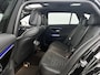 Mercedes-Benz C-klasse Estate 300 e 140 Years Edition | Winterpakket | Comfortpakket Plus | Parkeerpakket met 360°-camera | Trekhaak | Panoramaschuifdak | Middenconsole metaalstructuur | DISTRONIC | 19" multispaaks lichtmetalen AMG-velgen |
