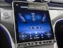 Mercedes-Benz C-klasse Estate 300 e 140 Years Edition | Winterpakket | Comfortpakket Plus | Parkeerpakket met 360°-camera | Trekhaak | Panoramaschuifdak | Middenconsole metaalstructuur | DISTRONIC | 19" multispaaks lichtmetalen AMG-velgen |