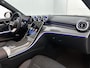 Mercedes-Benz C-klasse Estate 300 e 140 Years Edition | Winterpakket | Comfortpakket Plus | Parkeerpakket met 360°-camera | Trekhaak | Panoramaschuifdak | Middenconsole metaalstructuur | DISTRONIC | 19" multispaaks lichtmetalen AMG-velgen |