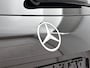 Mercedes-Benz C-klasse Estate 300 e 140 Years Edition | Winterpakket | Comfortpakket Plus | Parkeerpakket met 360°-camera | Trekhaak | Panoramaschuifdak | Middenconsole metaalstructuur | DISTRONIC | 19" multispaaks lichtmetalen AMG-velgen |