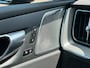 Volvo XC60 T8 Plug-In Hybrid 455PK Ultra Black Edition AWD + 21"/ Navi/ Clima/ Ad.Cruise/ Pano/ B&W/ Full-LED/ Luchtvering/ 360°/ Head-Up/ Winterpakket/ NL auto