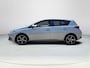 Toyota Auris 1.8 Hybrid Dynamic Go | Navigatie | Stoelverwarming | Achteruitrijcamera | Rijklaarprijs!
