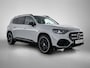 Mercedes-Benz GLB 250+ Business Solution AMG 7p. 85.5 kWh | Premium Plus pakket | Verstelbare demping | Winterpakket | Nightpakket | Parkeerpakket | Trekhaak | 20” multispaakse AMG-velgen | GUARD 360° | Sportstoelen | Vast panoramadak | Burmester® 3D surround sound system |