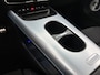Mercedes-Benz GLB 250+ Business Solution AMG 7p. 85.5 kWh | Premium Plus pakket | Verstelbare demping | Winterpakket | Nightpakket | Parkeerpakket | Trekhaak | 20” multispaakse AMG-velgen | GUARD 360° | Sportstoelen | Vast panoramadak | Burmester® 3D surround sound system |