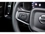 Volvo EC40 Single Motor Extended Range Ultra | Black Edition | Europa | 82 kWh | Adaptive Cruise Control | BLIS | Panoramadak | Harman / Kardon | Nubuck | 360 Camera | 20" | Memory | Elektrische Stoelen | Stoelverwarming voor & achter | Stuuverwarming |