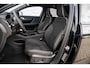 Volvo EC40 Single Motor Extended Range Ultra | Black Edition | Europa | 82 kWh | Adaptive Cruise Control | BLIS | Panoramadak | Harman / Kardon | Nubuck | 360 Camera | 20" | Memory | Elektrische Stoelen | Stoelverwarming voor & achter | Stuuverwarming |