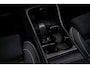 Volvo EC40 Single Motor Extended Range Ultra | Black Edition | Europa | 82 kWh | Adaptive Cruise Control | BLIS | Panoramadak | Harman / Kardon | Nubuck | 360 Camera | 20" | Memory | Elektrische Stoelen | Stoelverwarming voor & achter | Stuuverwarming |