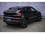 Volvo EC40 Single Motor Extended Range Ultra | Black Edition | Europa | 82 kWh | Adaptive Cruise Control | BLIS | Panoramadak | Harman / Kardon | Nubuck | 360 Camera | 20" | Memory | Elektrische Stoelen | Stoelverwarming voor & achter | Stuuverwarming |
