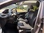 Peugeot 2008 1.2 PureTech Blue Lease Executive - automaat - panoramadak - airco - cruise control
