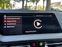 BMW 1-Serie 118i High Executive M-sport | M-AERODYNAMICA| SFEERVERLICHTING| NAVIGATIE + APPLE CARPLAY/ANDROID AUTO| PARKEERSENSOREN V+A| FULL LED| KEYLESS| GETINT GLAS|
