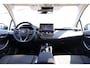 Toyota Corolla 1.8 Hybrid Dynamic, 1e Eigenaar, Draadloos laden, Stoelverwarming, Camera!