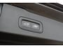 Volvo V60 T6 Plug-in hybrid AWD Plus Dark | Semi- Elektrische Trekhaak | Premium audio by Harman Kardon | Verwarmbare voor- en achterstoelen + Stuurwiel | Verwarmbare Voorruit | Rondomzicht camera