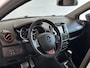 Renault Clio 1.6 Turbo R.S. Trophy UNIEK! | ACHTERUITRIJCAMERA | STOELVERWARMING | AKRAPOVIČ UITLAATSYSTEEM | BOSE AUDIOSYSTEEM |