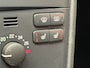 Volvo XC90 2.5 T KINETIC 5 PERSOONS LEDER CRUISE CONTROL CLIMATE CONTROL ELEK. VERSTELBARE BESTUURDERSSTOEL STOELVERWARMING AFN. TREKHAAK ZEER MOOI !!