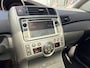 Toyota Verso 1.8 VVT-i 147pk H6 Business Panorama dak Climate Control LMV Camera Trekhaak Navigatie