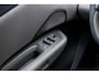 Lynk & Co 02 More 66 kWh | Panoramadak | 360 camera | Harman Kardon audio | Dodehoekdetectie | Stoel/Stuurverwarming | Apple CarPlay/Android Auto | 20"LM-velgen | Elektrisch bedienbare voorstoelen met geheugenfunctie | Klimaat warmtepomp | Elektrisch bedienbare achterklep |