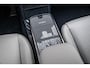 Lynk & Co 02 More 66 kWh | Panoramadak | 360 camera | Harman Kardon audio | Dodehoekdetectie | Stoel/Stuurverwarming | Apple CarPlay/Android Auto | 20"LM-velgen | Elektrisch bedienbare voorstoelen met geheugenfunctie | Klimaat warmtepomp | Elektrisch bedienbare achterklep |