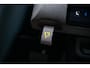Lynk & Co 02 More 66 kWh | Panoramadak | 360 camera | Harman Kardon audio | Dodehoekdetectie | Stoel/Stuurverwarming | Apple CarPlay/Android Auto | 20"LM-velgen | Elektrisch bedienbare voorstoelen met geheugenfunctie | Klimaat warmtepomp | Elektrisch bedienbare achterklep |