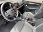 Skoda Karoq 1.5 TSI 150pk DSG Style Navigatie Apple Carplay/Android Auto Parkeersensoren Camera Adaptive Cruise Control Elektrische achterklep Wegklapbare trekhaak Stoel- en stuurverwarming Ledverlichting Virtual Cockpit Climate Control