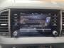 Skoda Karoq 1.5 TSI 150pk DSG Style Navigatie Apple Carplay/Android Auto Parkeersensoren Camera Adaptive Cruise Control Elektrische achterklep Wegklapbare trekhaak Stoel- en stuurverwarming Ledverlichting Virtual Cockpit Climate Control