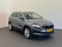Skoda Karoq 1.5 TSI 150pk DSG Style Navigatie Apple Carplay/Android Auto Parkeersensoren Camera Adaptive Cruise Control Elektrische achterklep Wegklapbare trekhaak Stoel- en stuurverwarming Ledverlichting Virtual Cockpit Climate Control