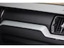 Volvo XC60 T8 Recharge AWD Ultimate Bright | Longe Range | Stoelverwarming | Trekhaak | Leder | Panoramadak | BLIS | Pilot Assist | 360° Camera | Keyless