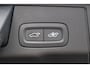 Volvo XC60 T8 Recharge AWD Ultimate Bright | Longe Range | Stoelverwarming | Trekhaak | Leder | Panoramadak | BLIS | Pilot Assist | 360° Camera | Keyless