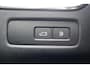 Volvo XC60 T8 Recharge AWD Ultimate Bright | Longe Range | Stoelverwarming | Trekhaak | Leder | Panoramadak | BLIS | Pilot Assist | 360° Camera | Keyless