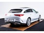 Mercedes-Benz CLA Shooting Brake 250 e AMG Line Panoramadak - Trekhaak - Sfeerverlichting - Memorystoelen - Stoelverwarming - Dodehoekassistent - Camera - 19 inch - Lederpakket