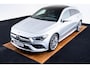 Mercedes-Benz CLA Shooting Brake 250 e AMG Line Panoramadak - Trekhaak - Sfeerverlichting - Memorystoelen - Stoelverwarming - Dodehoekassistent - Camera - 19 inch - Lederpakket