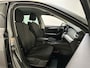 Skoda Octavia Combi 1.0 e-TSI 110pk DSG Business Edition Plus Sfeerverlichting Navigatie Parkeersensoren App-Connect DAB+