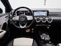 Mercedes-Benz A-klasse 250 Premium | Automaat | Panorama dak | Virtual cockpiot | Climate control | Sfeer verlichting | Leder | DAB | Navigatie | Bluetooth | Camera | Stoel verwarming | Cruise Control | Lichtmetalen Velgen |