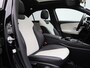 Mercedes-Benz A-klasse 250 AMG Line | Automaat | Panoramadak | Apple CarPlay / Android Auto | Virtual Cockpit | Climate Control | Sfeer verlichting | Leder | DAB | Navigatie | Bluetooth | Camera | Stoel verwarming | Cruise Control | Lichtmetalen Velgen |