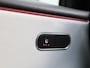 Mercedes-Benz A-klasse 250 Premium | Automaat | Panorama dak | Virtual cockpiot | Climate control | Sfeer verlichting | Leder | DAB | Navigatie | Bluetooth | Camera | Stoel verwarming | Cruise Control | Lichtmetalen Velgen |