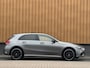 Mercedes-Benz A-klasse 250 e Premium Plus | Grafietgrijs Mango | Burmester | Panorama dak | Head-Up Display | 360° Camera | Multibeam Led | Sfeerverlichting | Trekhaak | Apple Carplay | Android Auto |