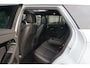 Land Rover Range Rover Evoque P270e PHEV AWD Business Dynamic Edition | Voorstoelen/Achterbank verwarmd | Schuif/kantel dak |