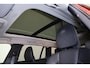 Volvo V60 T6 Recharge AWD Plus Dark - Panorama/schuifdak - IntelliSafe Assist - 360º Camera - Harman/Kardon audio - Adaptieve LED koplampen - Verwarmde voorstoelen, stuur & achterbank - Parkeersensoren voor & achter - Elektr. bedienb. voorstoelen met geheugen - Extra getint glas - 18' LMV
