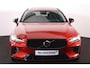 Volvo V60 T6 Recharge AWD Plus Dark - Panorama/schuifdak - IntelliSafe Assist - 360º Camera - Harman/Kardon audio - Adaptieve LED koplampen - Verwarmde voorstoelen, stuur & achterbank - Parkeersensoren voor & achter - Elektr. bedienb. voorstoelen met geheugen - Extra getint glas - 18' LMV
