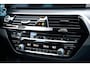 BMW 5-Serie 530e M-Sport | Shadow Line | ACC | Sfeerverlichting | Stoelen/Stuur verwarmd