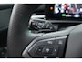 Volkswagen T-Roc 1.5 eTsi R-Line First Edition | Dig. Cockpit | IQ Light | Pano | Adapt. Cruise | Trekhaak | Head-up | Harman Kardon | Keyless | 360cam | Stoel- Stuurverw.