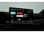 Volkswagen T-Roc 1.5 eTsi R-Line First Edition | Dig. Cockpit | IQ Light | Pano | Adapt. Cruise | Trekhaak | Head-up | Harman Kardon | Keyless | 360cam | Stoel- Stuurverw.