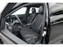 Volkswagen T-Roc 1.5 eTsi R-Line First Edition | Dig. Cockpit | IQ Light | Pano | Adapt. Cruise | Trekhaak | Head-up | Harman Kardon | Keyless | 360cam | Stoel- Stuurverw.