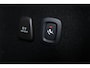 Volvo V60 T6 Recharge AWD Plus Bright - IntelliSafe Assist - Harman/Kardon audio - Adaptieve LED koplampen - Parkeercamera achter - Verwarmde voorstoelen, stuur & achterbank - Parkeersensoren voor & achter - Elektr. bedienb. voorstoelen met geheugen - Extra getint glas - Inklapbare trekhaak - 19' LMV