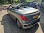 Peugeot 207 CC 1.6 VTi | 2E EIGENAAR | 12MND GARANTIE | AIRCO | LMV | PDC | NW APK |