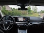 BMW 3-Serie Touring 320e | Facelift | 19 Inch | Camera | Sfeerverlichting | Cruise Control | Leer | NL-Auto |