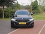 BMW 3-Serie Touring 320e | Facelift | 19 Inch | Camera | Sfeerverlichting | Cruise Control | Leer | NL-Auto |