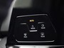 Volkswagen Golf 1.5eTSI/130PK R-Line DSG Volkswagen Golf 1.5eTSI/131PK R-Line DSG · Panoramadak · Apple/Android Car Play · Stoel & Stuurverwarming · Navigatie · LED ·