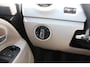 Volkswagen Up! 1.0 TSI 90pk up! Beats | Clima | Stoelverwarming | Cruise Control | Parkeersensoren Achter